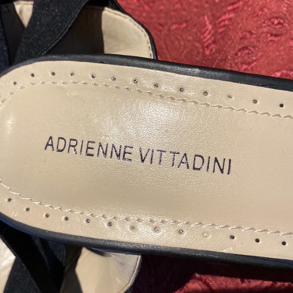 Adrienne Vittadini leather heeled sandal size 10 - Picture 7 of 7